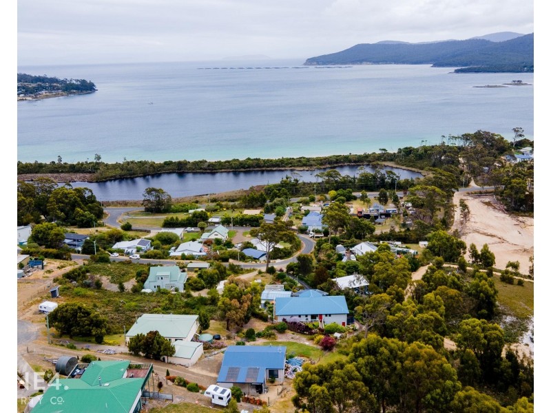 29 Lagoon Road, White Beach TAS 7184
