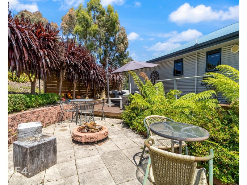 29 Lagoon Road, White Beach TAS 7184
