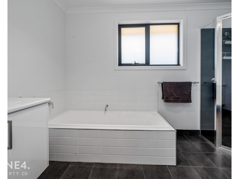 11 Fosbrook Crt, Montrose TAS 7010
