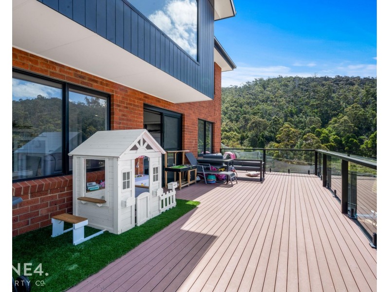 11 Fosbrook Crt, Montrose TAS 7010
