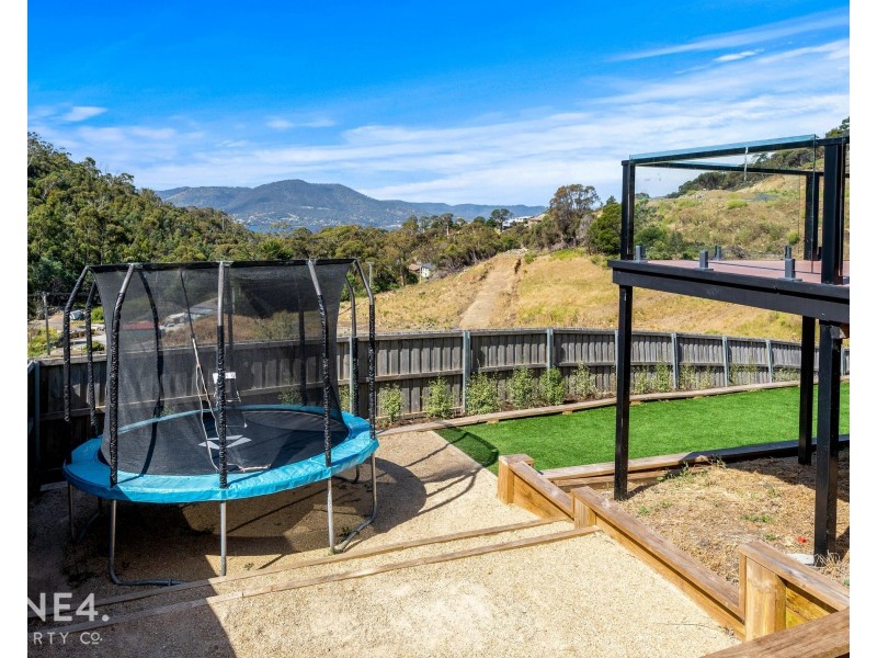 11 Fosbrook Crt, Montrose TAS 7010