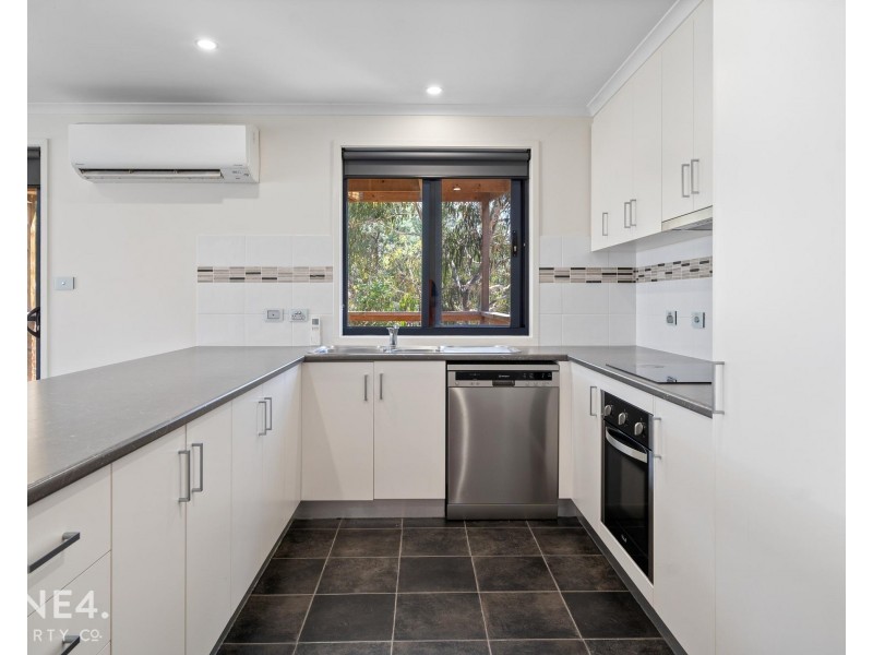 33 Boondar Street, Chigwell TAS 7011