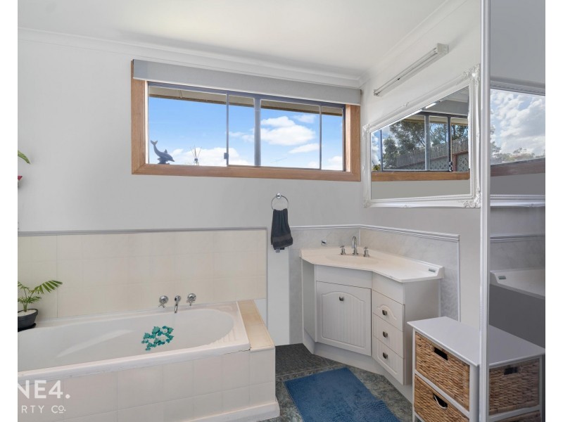 6 Mason Street, Claremont TAS 7011