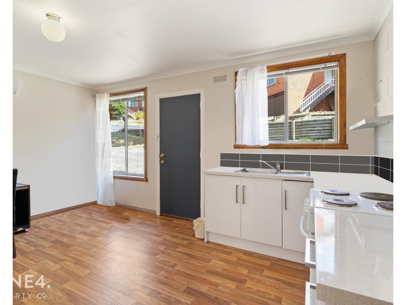 1/2 Nelis Court, Lutana TAS 7009