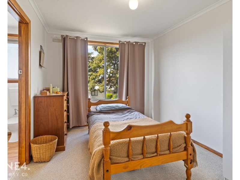 1/2 Nelis Court, Lutana TAS 7009