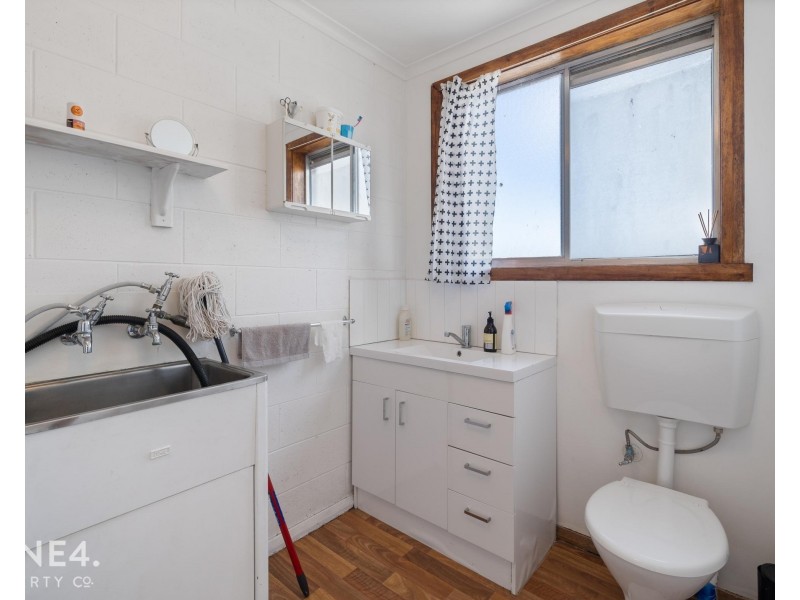 1/2 Nelis Court, Lutana TAS 7009