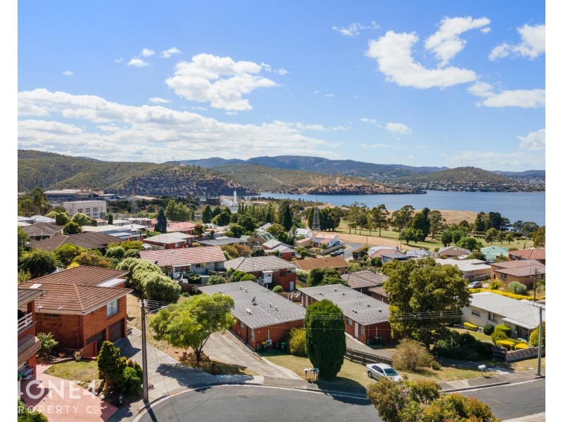 1/2 Nelis Court, Lutana TAS 7009