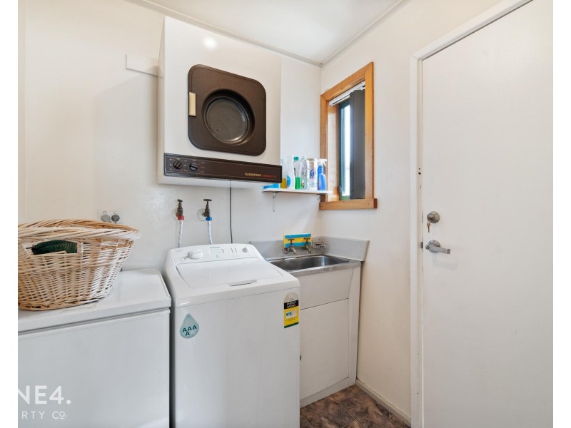 12 Murdoch Avenue, New Norfolk TAS 7140