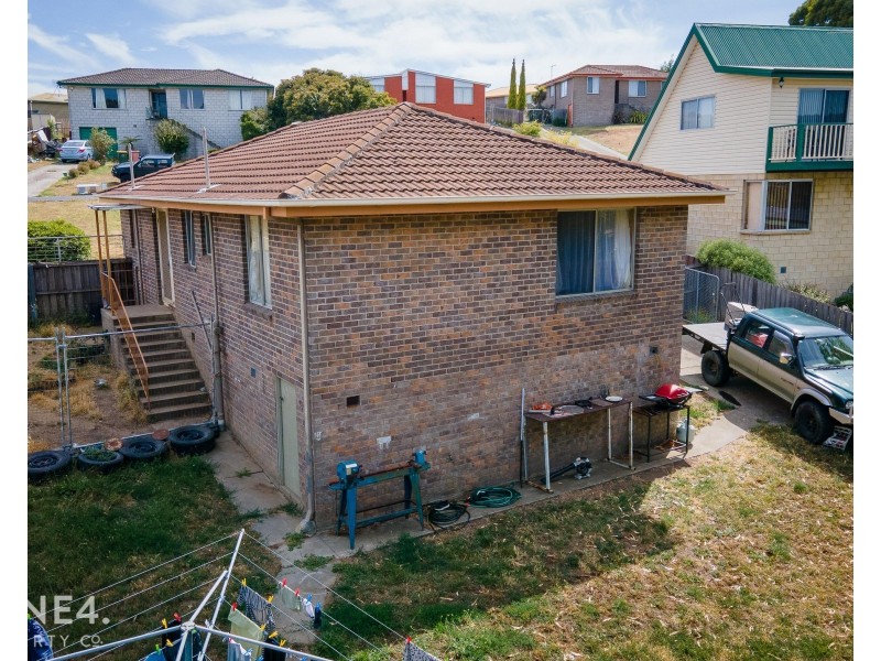 35 Calvert Crescent, Herdsmans Cove TAS 7030