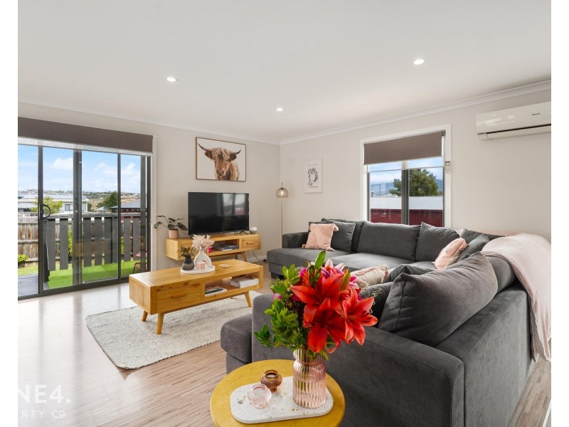 5 Barrob Street, Old Beach TAS 7017