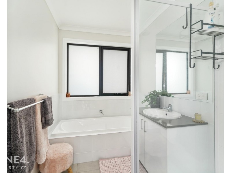 5 Barrob Street, Old Beach TAS 7017