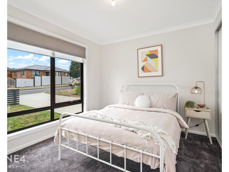 5 Barrob Street, Old Beach TAS 7017