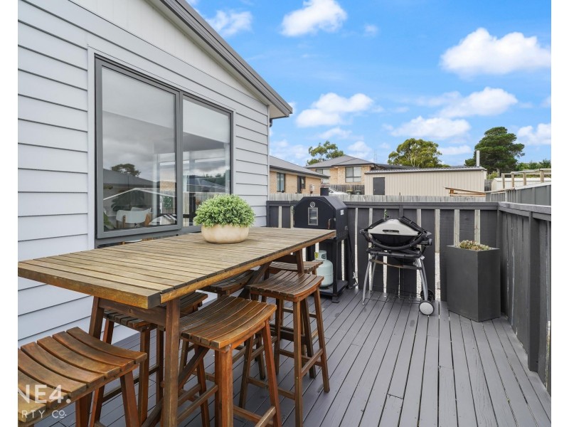 5 Barrob Street, Old Beach TAS 7017
