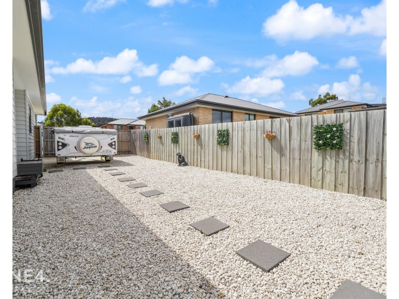 5 Barrob Street, Old Beach TAS 7017