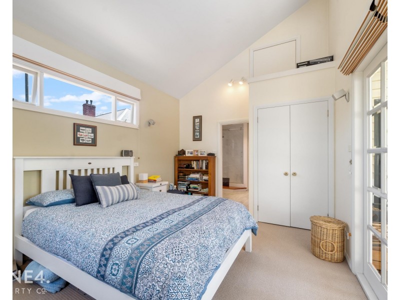 11 Peronne Avenue, Moonah TAS 7009