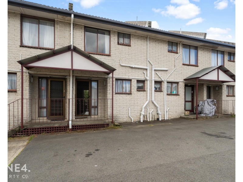 8/9B McGough Street, Glenorchy TAS 7010