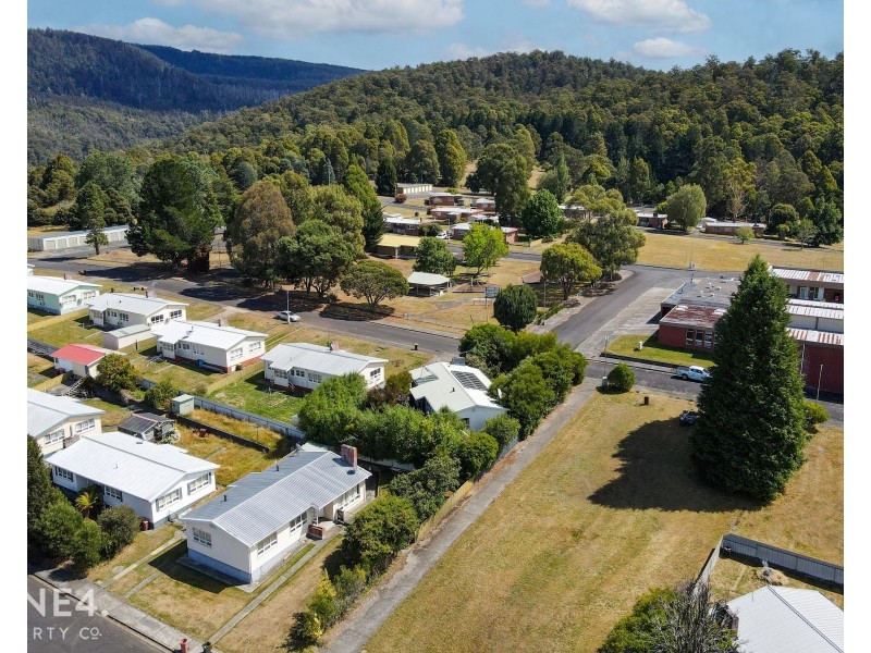9 Third Street, Wayatinah TAS 7140