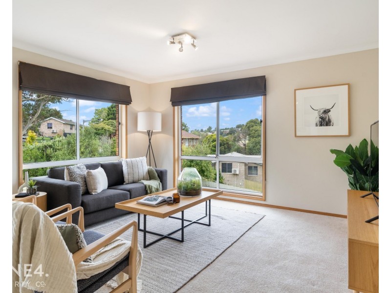 1/6 Yaizu Court, Lenah Valley TAS 7008