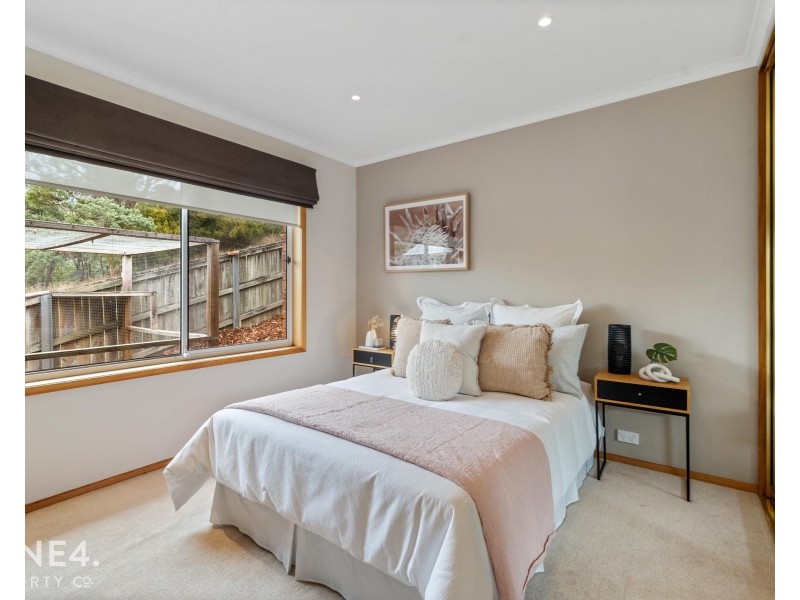 1/6 Yaizu Court, Lenah Valley TAS 7008