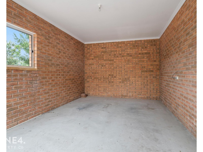 1/6 Yaizu Court, Lenah Valley TAS 7008