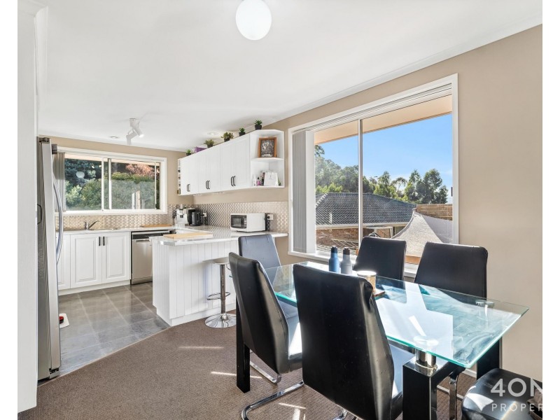 1/133 Pitcairn Street, Montrose TAS 7010