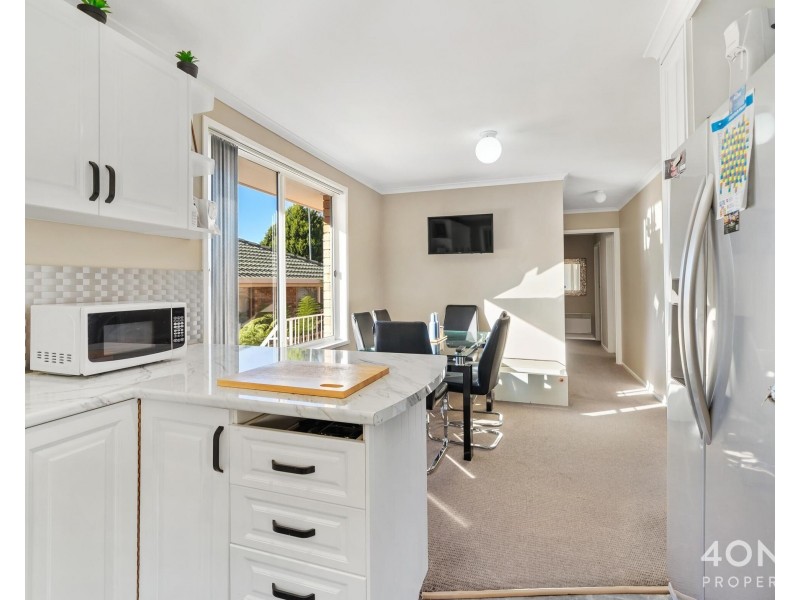 1/133 Pitcairn Street, Montrose TAS 7010