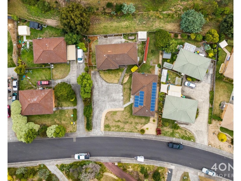 1/133 Pitcairn Street, Montrose TAS 7010