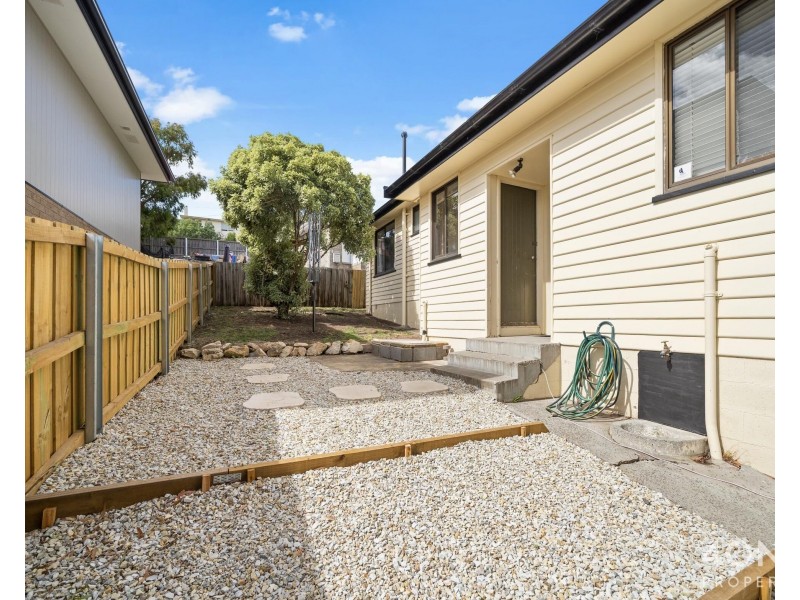 1/23 Dickson Street, Glenorchy TAS 7010