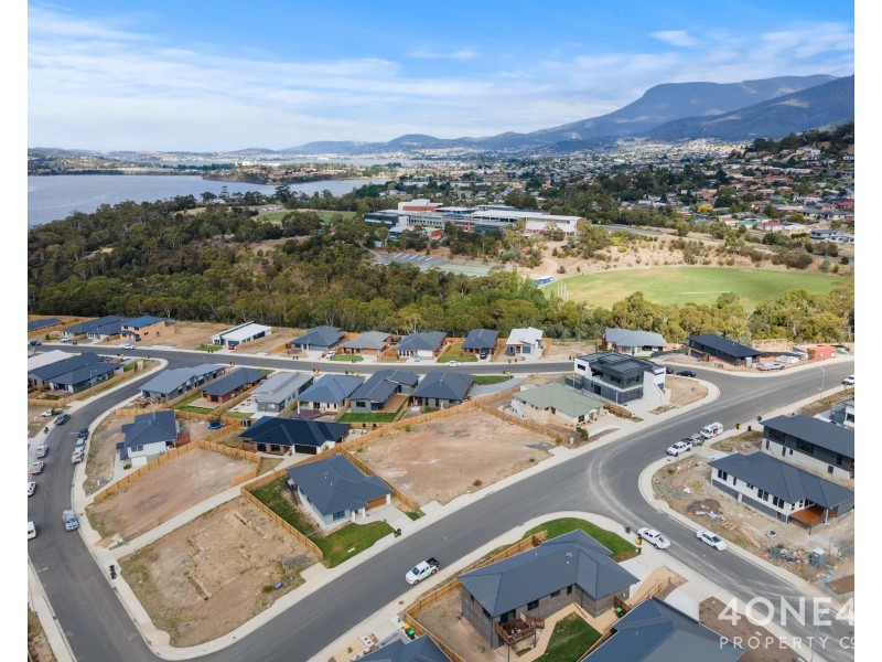 32 Stony Point Drive, Austins Ferry TAS 7011