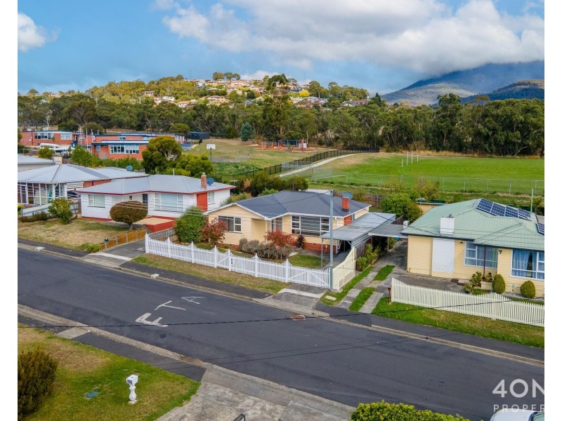 32 Ashbourne Grove, West Moonah TAS 7009