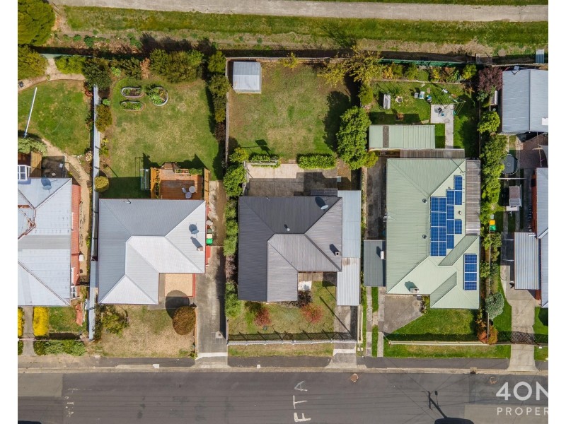 32 Ashbourne Grove, West Moonah TAS 7009