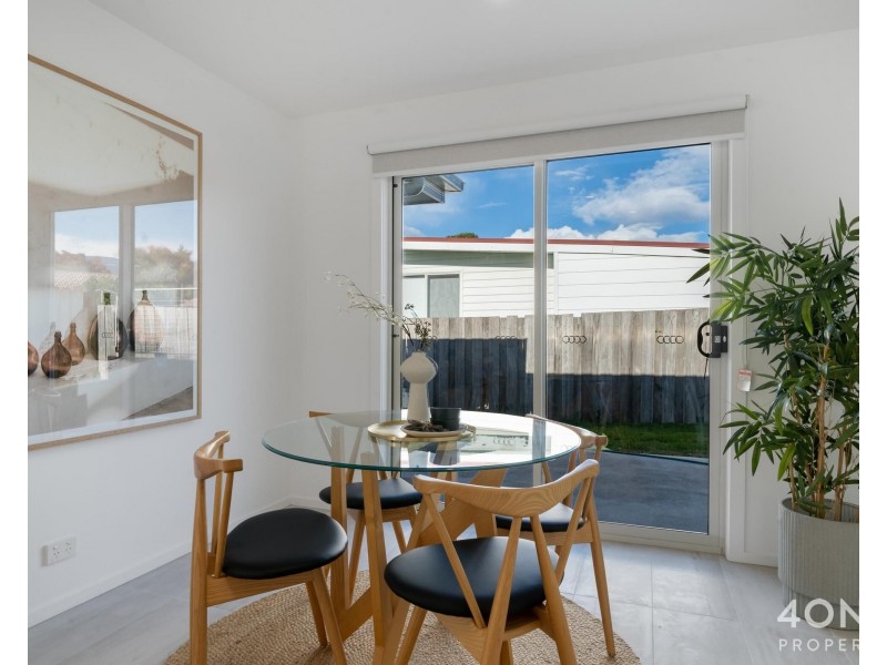 1/21 Windermere Beach Road, Claremont TAS 7011