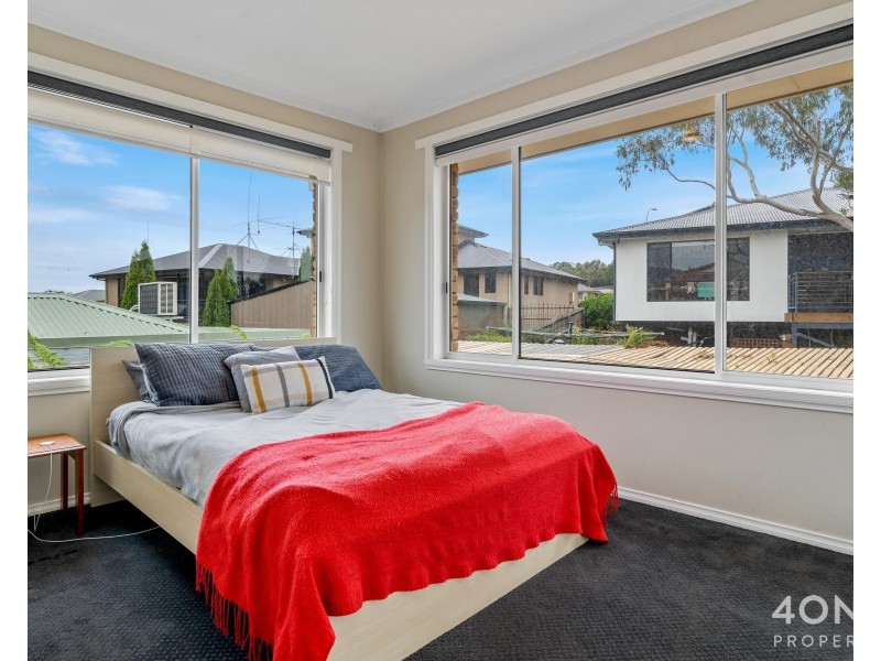 8 Kristen Court, Claremont TAS 7011