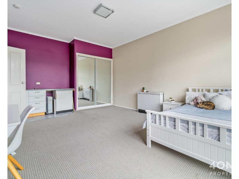 8 Kristen Court, Claremont TAS 7011