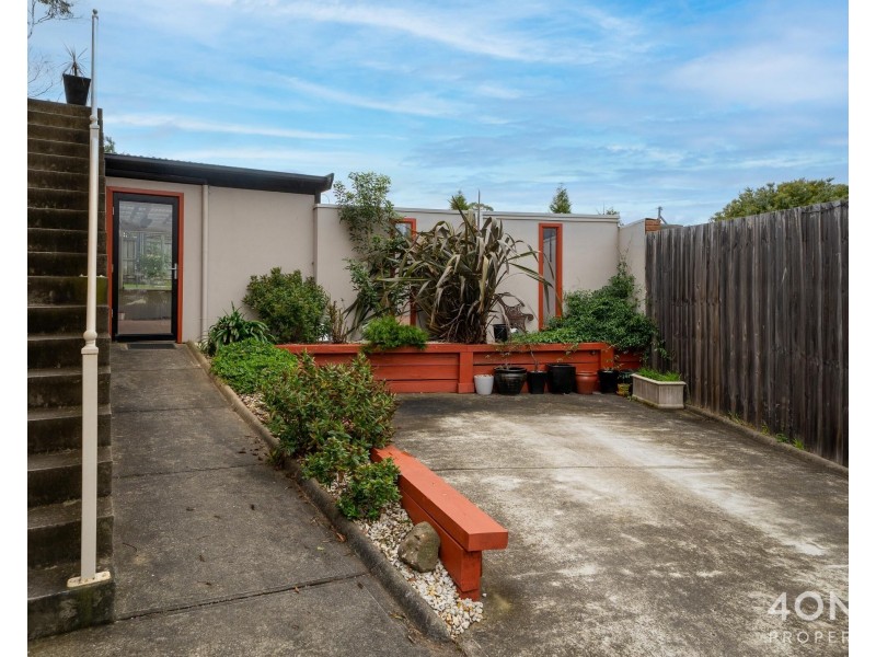 8 Kristen Court, Claremont TAS 7011