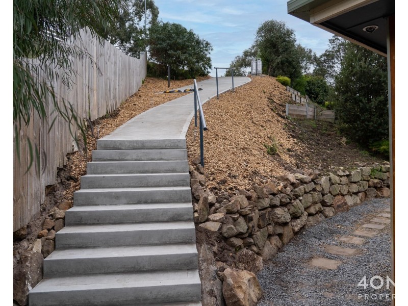 29 Wassell Place, Lindisfarne TAS 7015