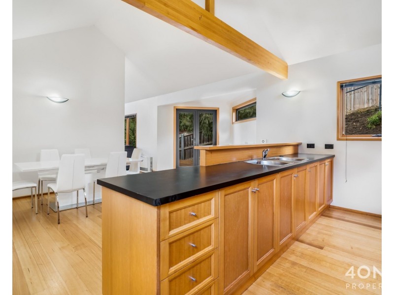 29 Wassell Place, Lindisfarne TAS 7015