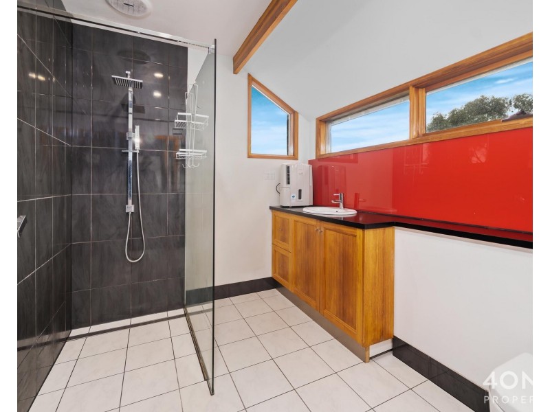 29 Wassell Place, Lindisfarne TAS 7015