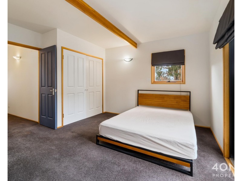 29 Wassell Place, Lindisfarne TAS 7015