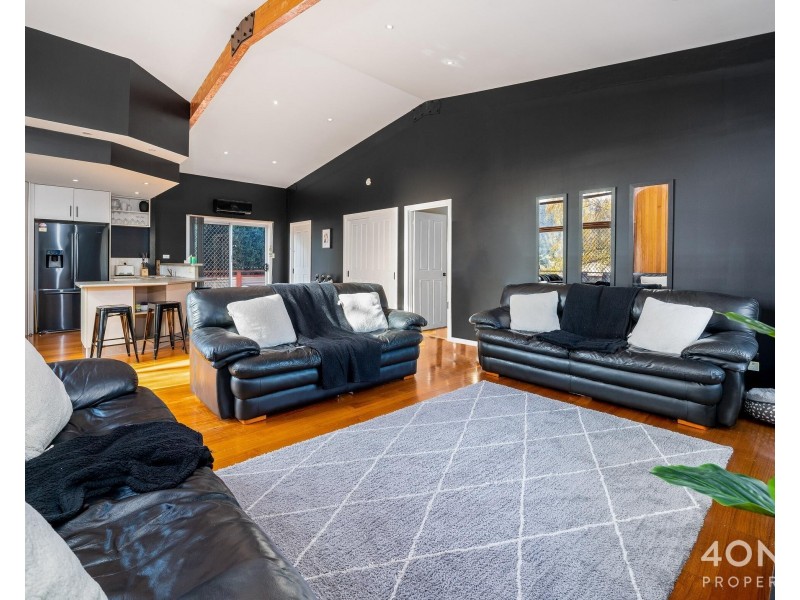 2 Amundsen Crescent, Warrane TAS 7018