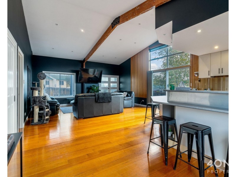 2 Amundsen Crescent, Warrane TAS 7018