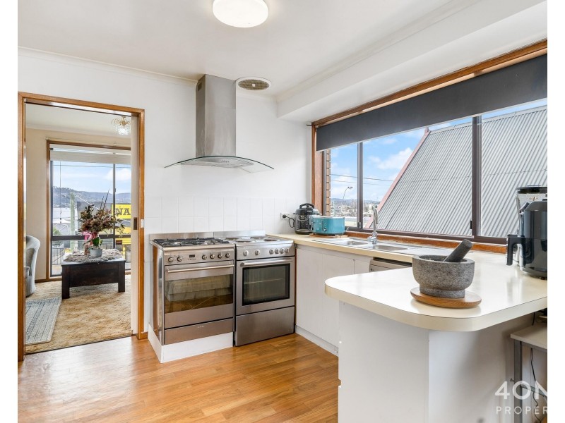472 Main Road, Montrose TAS 7010