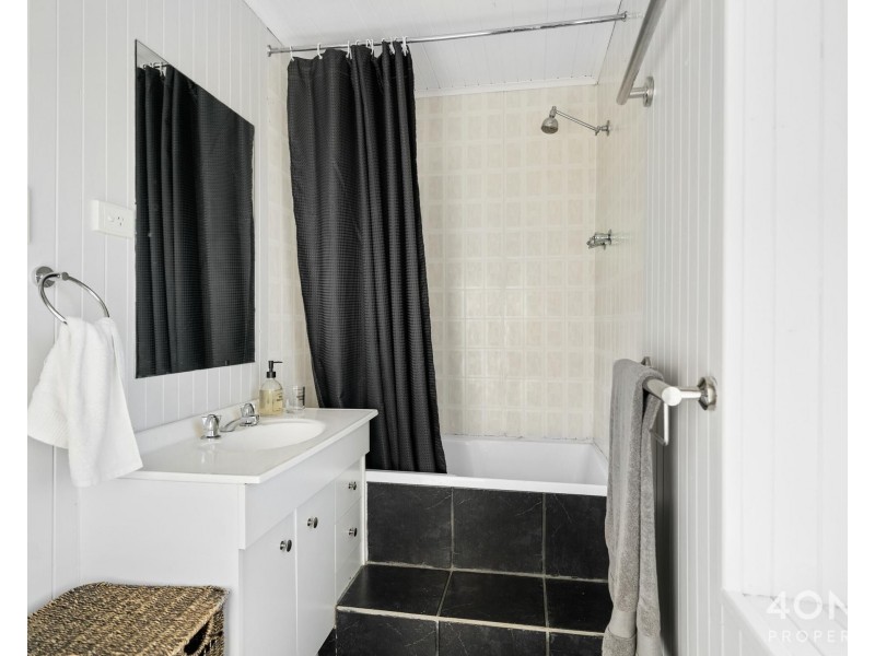 102 High Street, Oatlands TAS 7120