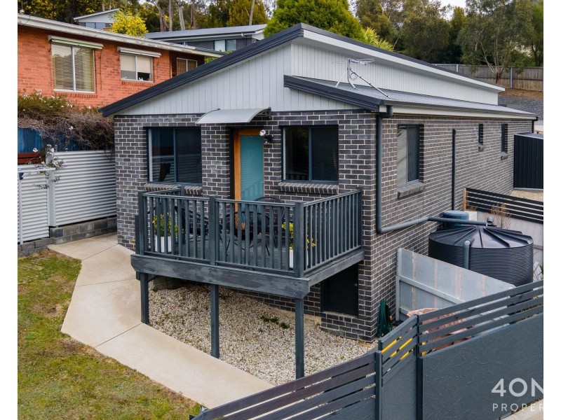 1/8A Beaumont Road, Lenah Valley TAS 7008