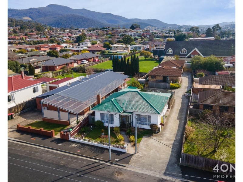 1/2 Philip Avenue, Montrose TAS 7010