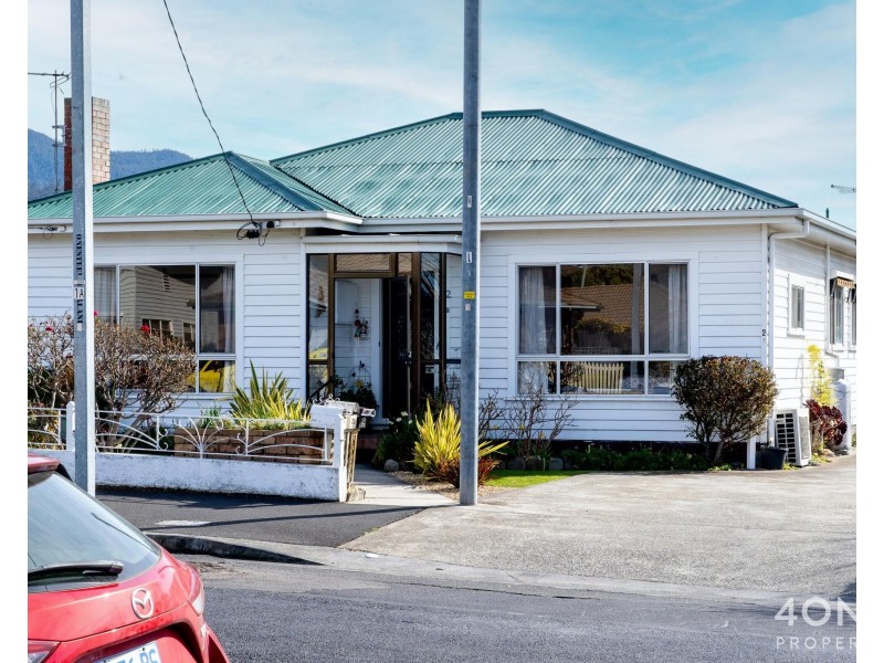 1/2 Philip Avenue, Montrose TAS 7010