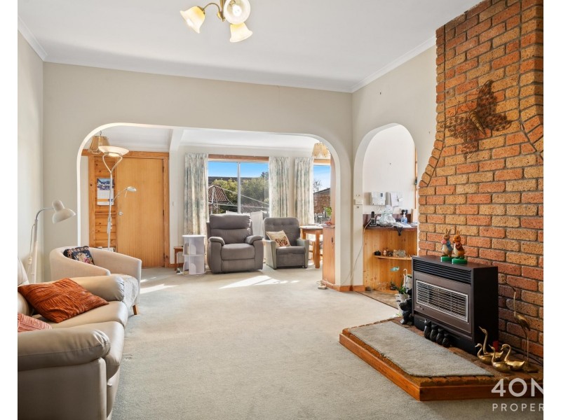 1/2 Philip Avenue, Montrose TAS 7010