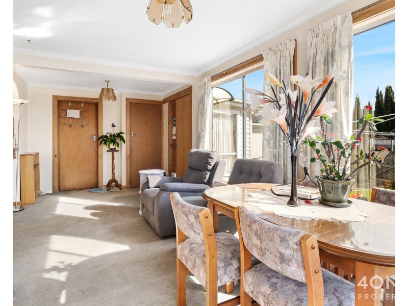 1/2 Philip Avenue, Montrose TAS 7010