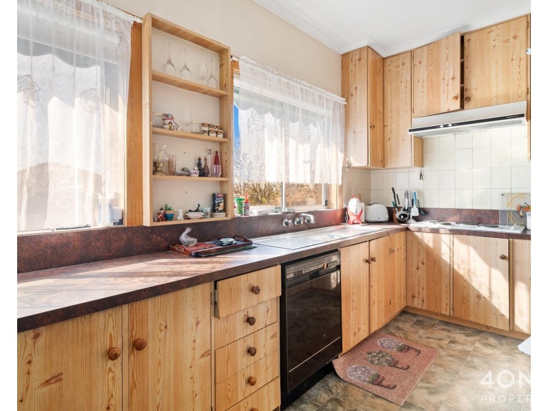 1/2 Philip Avenue, Montrose TAS 7010