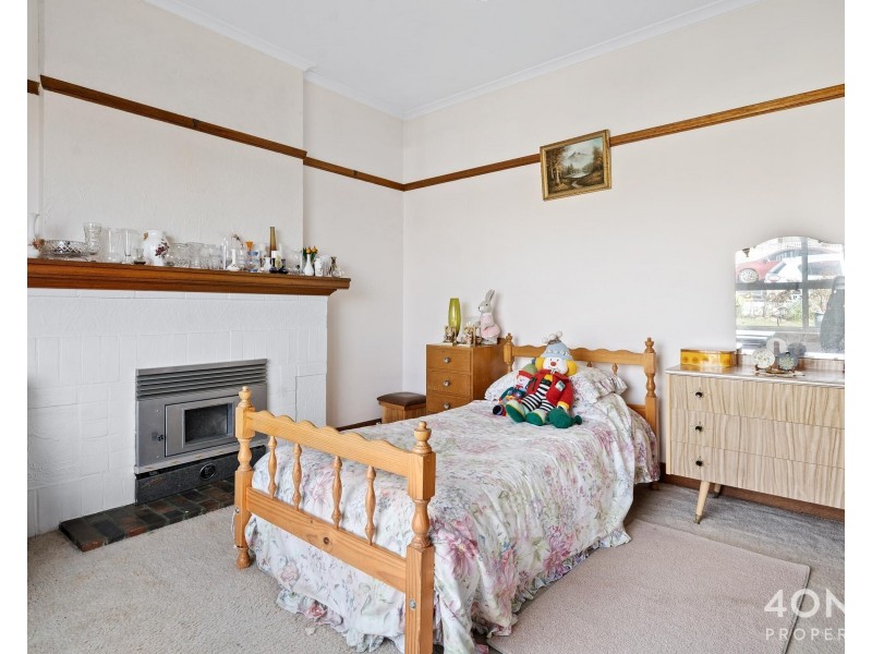 1/2 Philip Avenue, Montrose TAS 7010